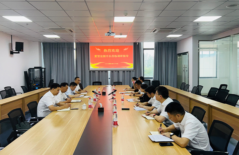 夏堅(jiān)定副市長(zhǎng)調(diào)研企業(yè)職工增技增收工作